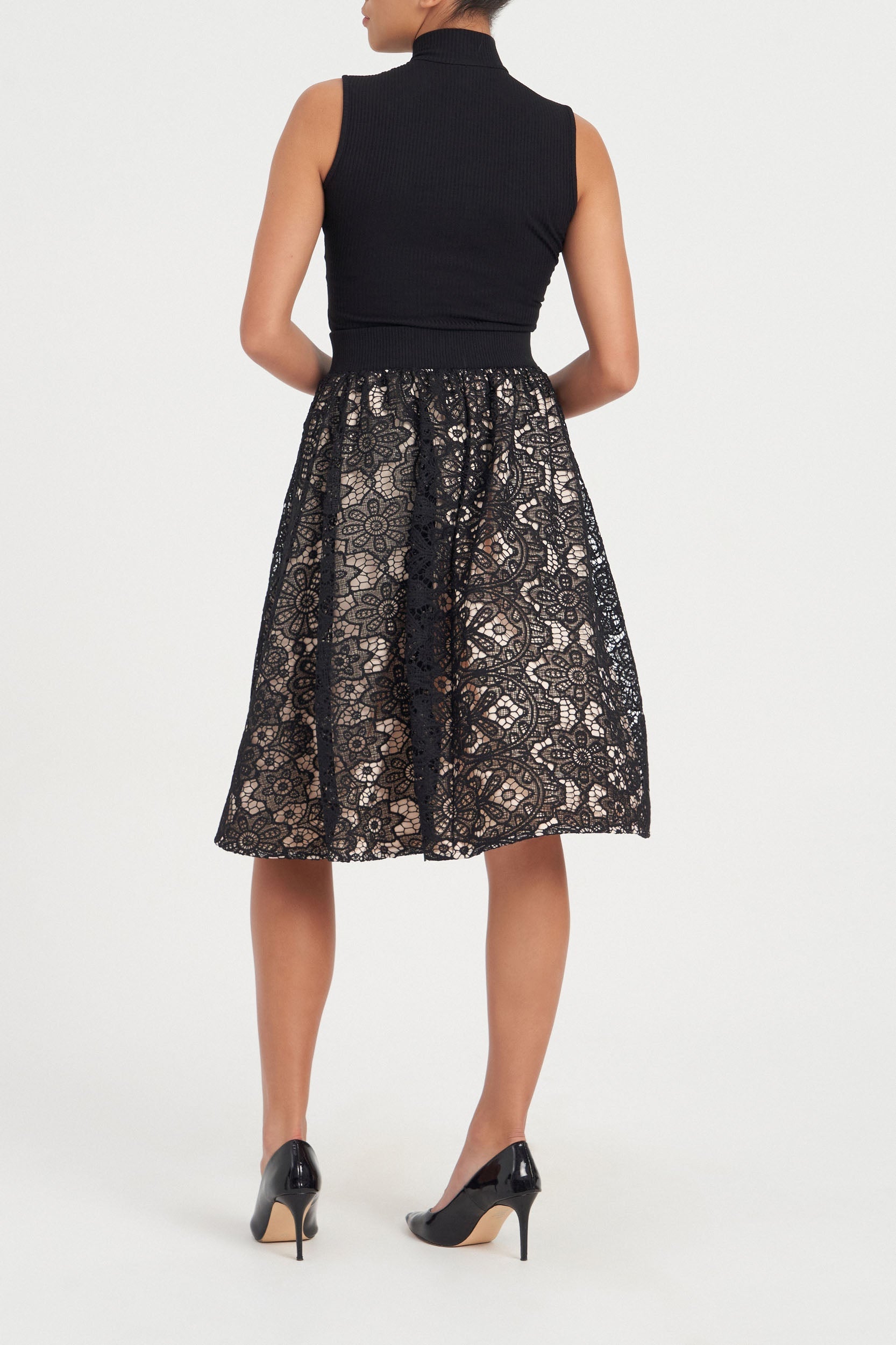 MRS JONES BLACK SHIVAWN TOP
